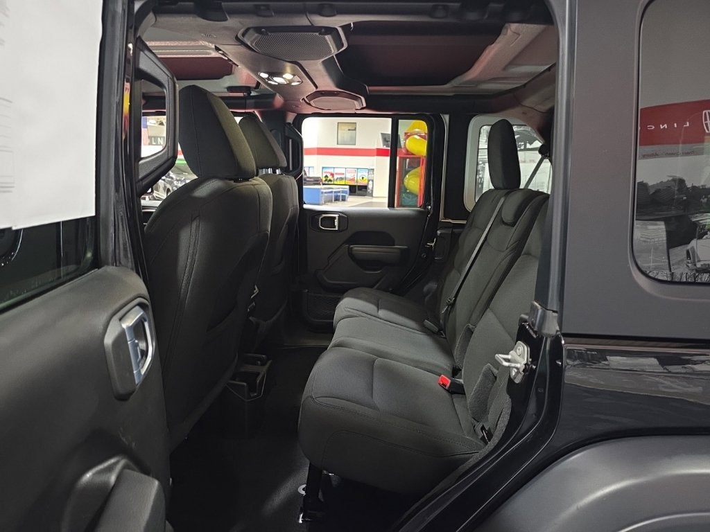 2021 Jeep Wrangler Unlimited Sport 4X4