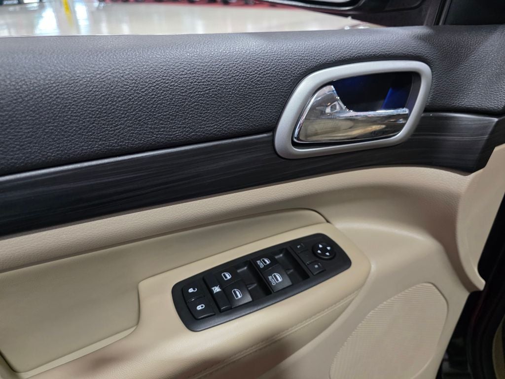 2019 Jeep Grand Cherokee Laredo E