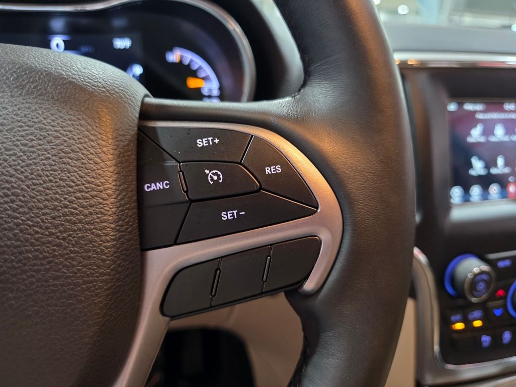 2019 Jeep Grand Cherokee Laredo E