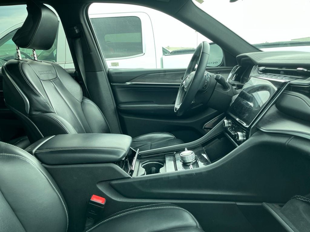 2022 Jeep Grand Cherokee Overland