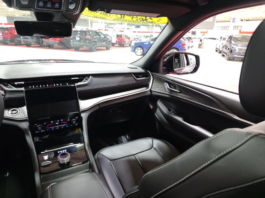 2024 Jeep Grand Cherokee L Limited Carbravo Certified