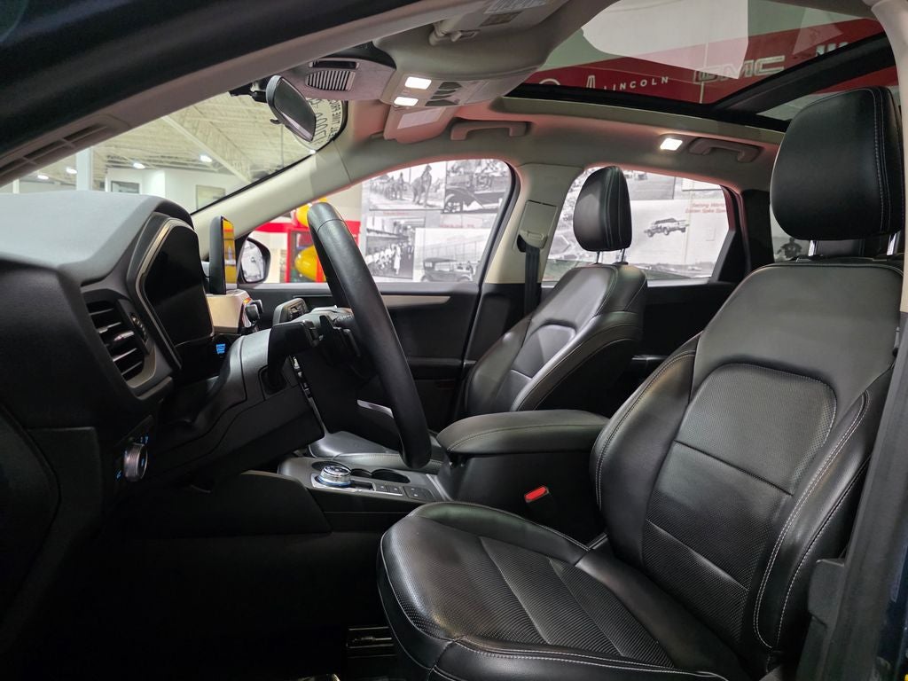 2020 Ford Escape SEL