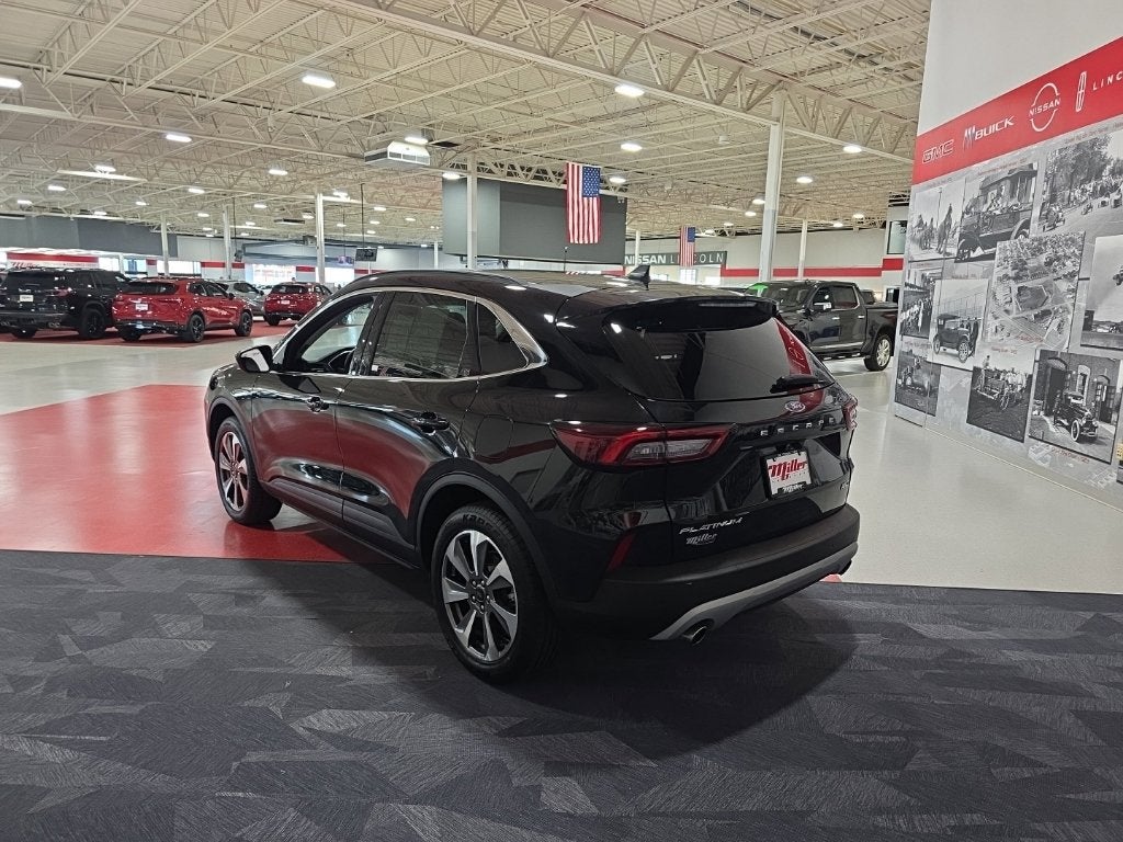 2025 Ford Escape Platinum