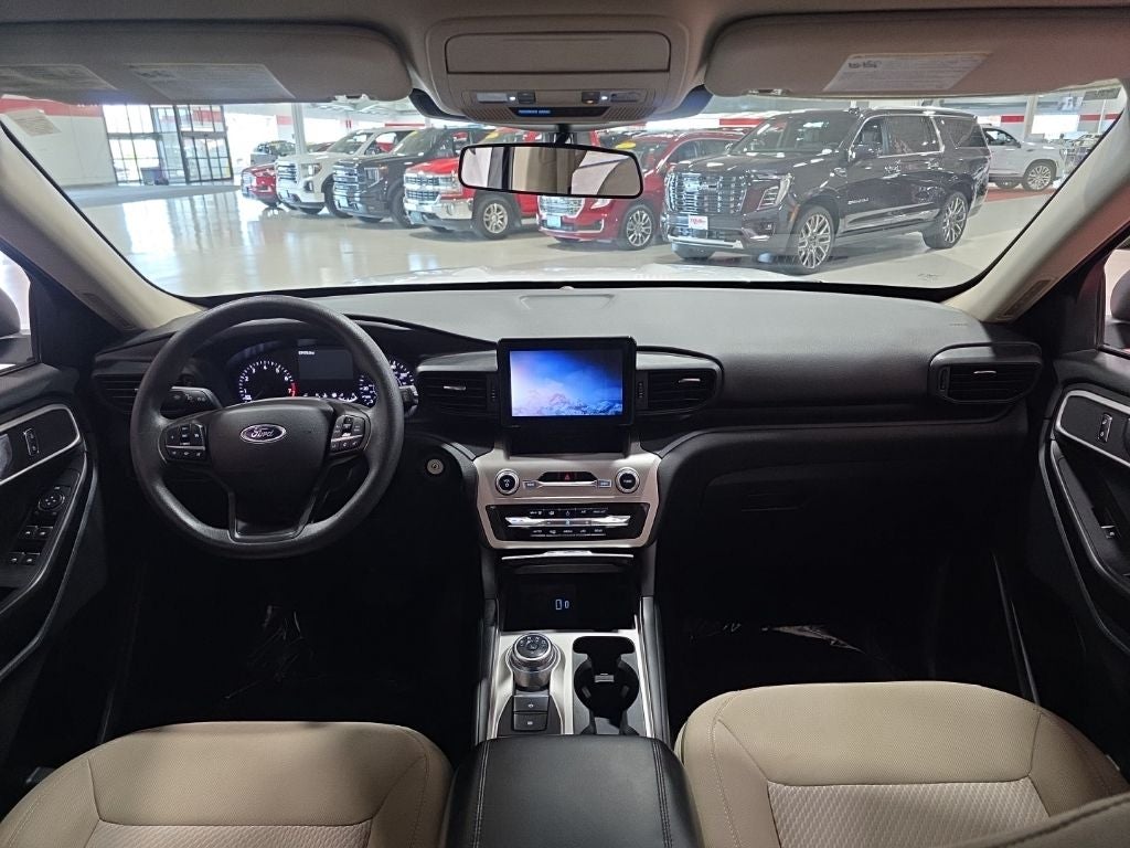 2021 Ford Explorer Base