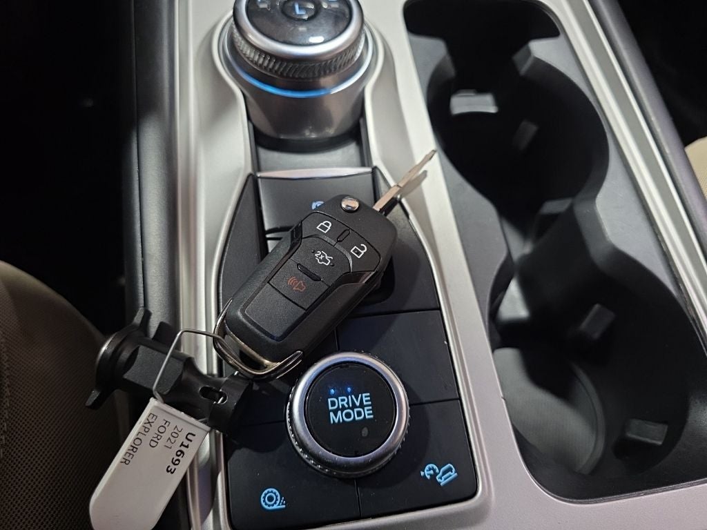 2021 Ford Explorer Base