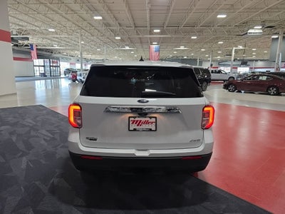2021 Ford Explorer Base