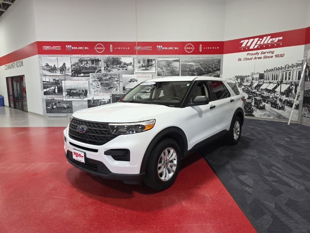 2021 Ford Explorer Base