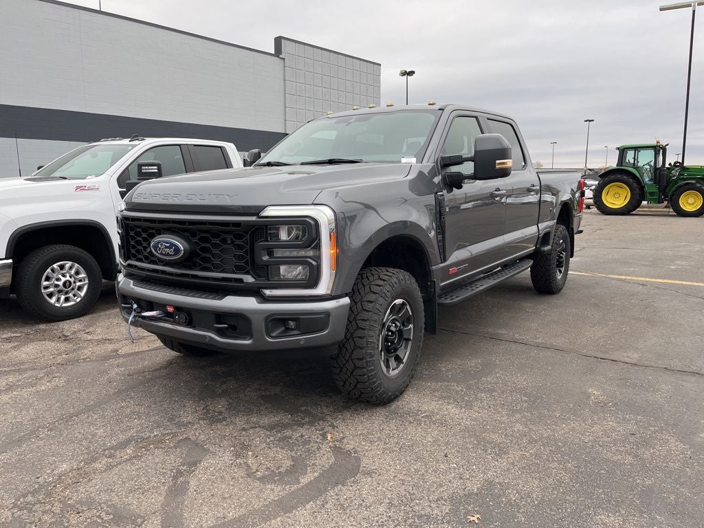 2023 Ford F-350SD Lariat