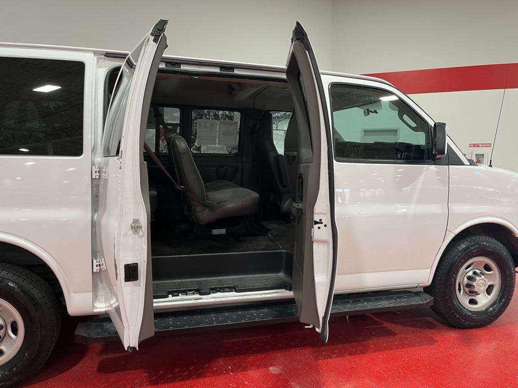 2016 Chevrolet Express 2500 LS Passenger