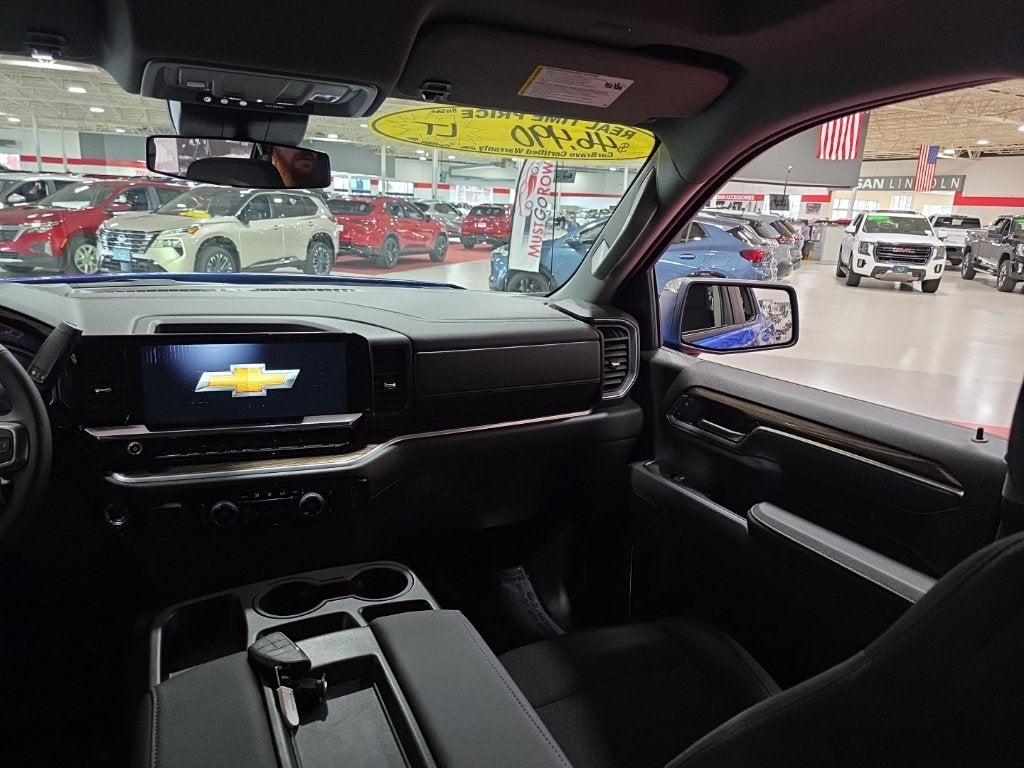 2026 Chevrolet Silverado 1500 LT LT1