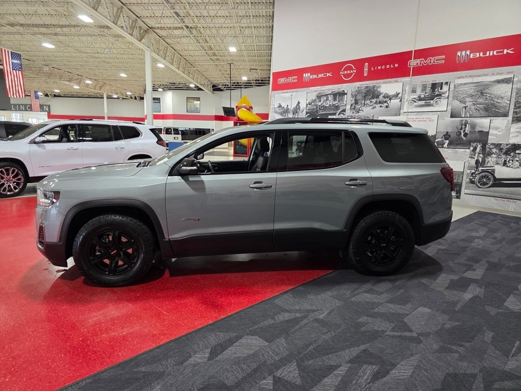 2023 GMC Acadia AT4