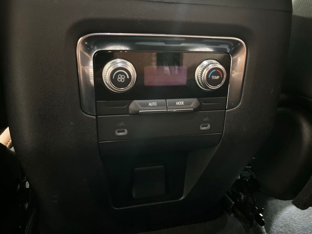 2022 GMC Yukon SLE