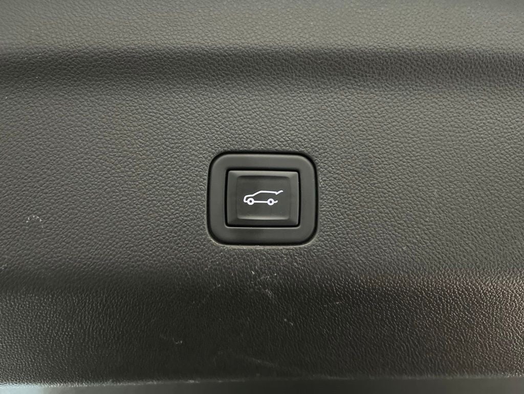 2024 GMC Yukon XL SLT Carbravo Certified