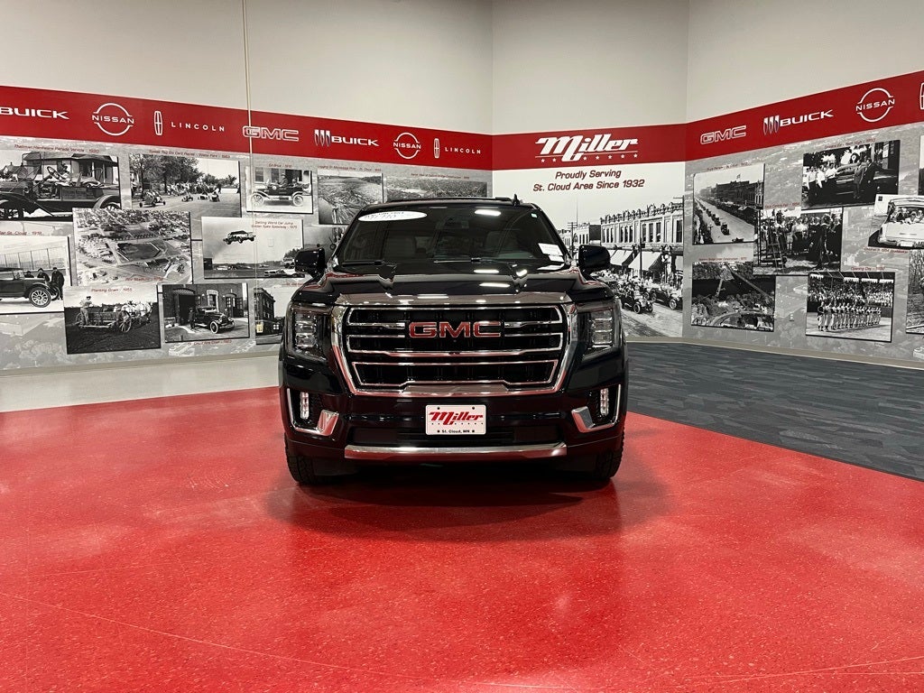 2022 GMC Yukon XL SLT