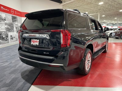 2022 GMC Yukon XL SLT