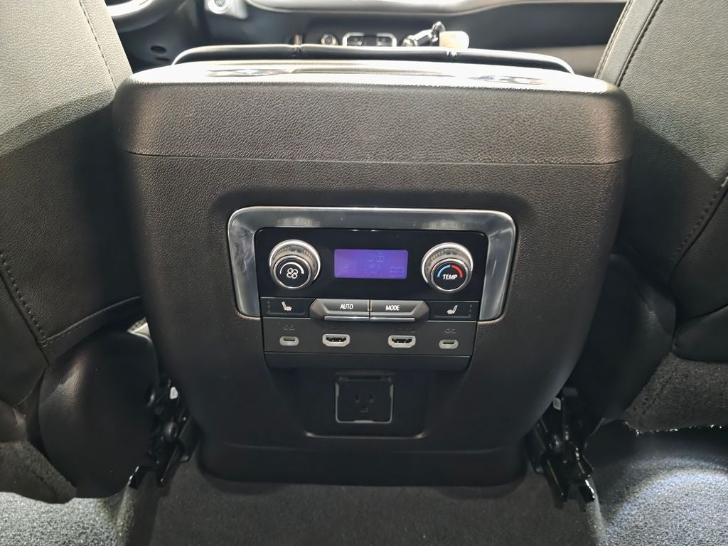 2024 Chevrolet Suburban High Country CarBravo Certified