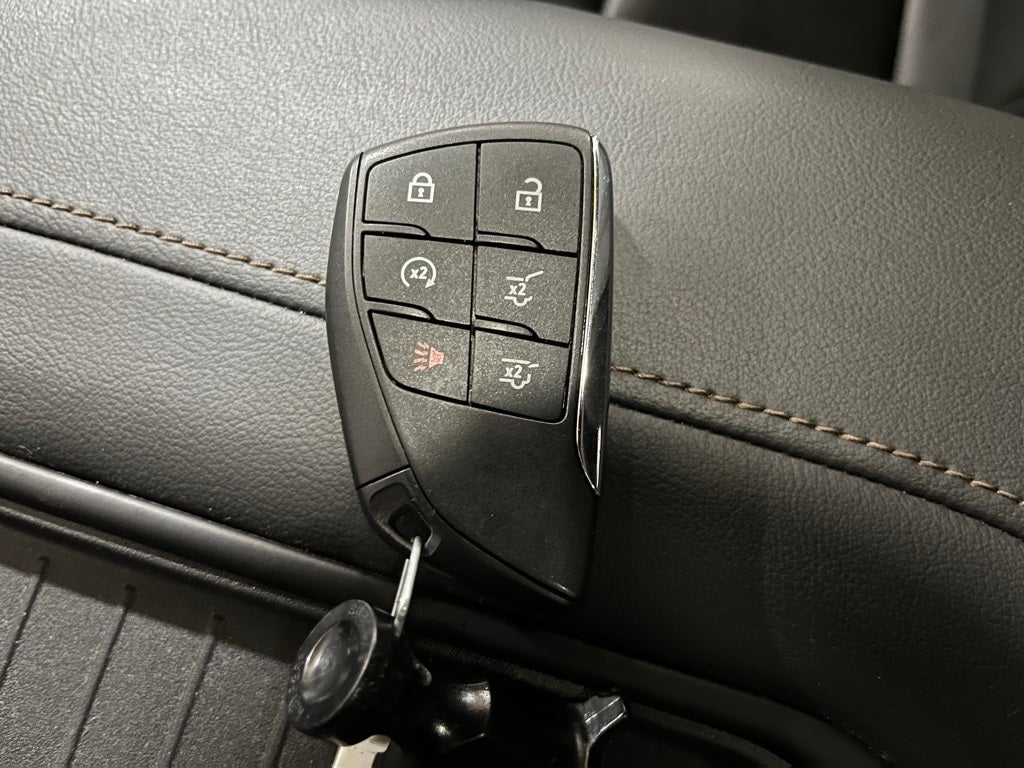 2023 Chevrolet Suburban High Country