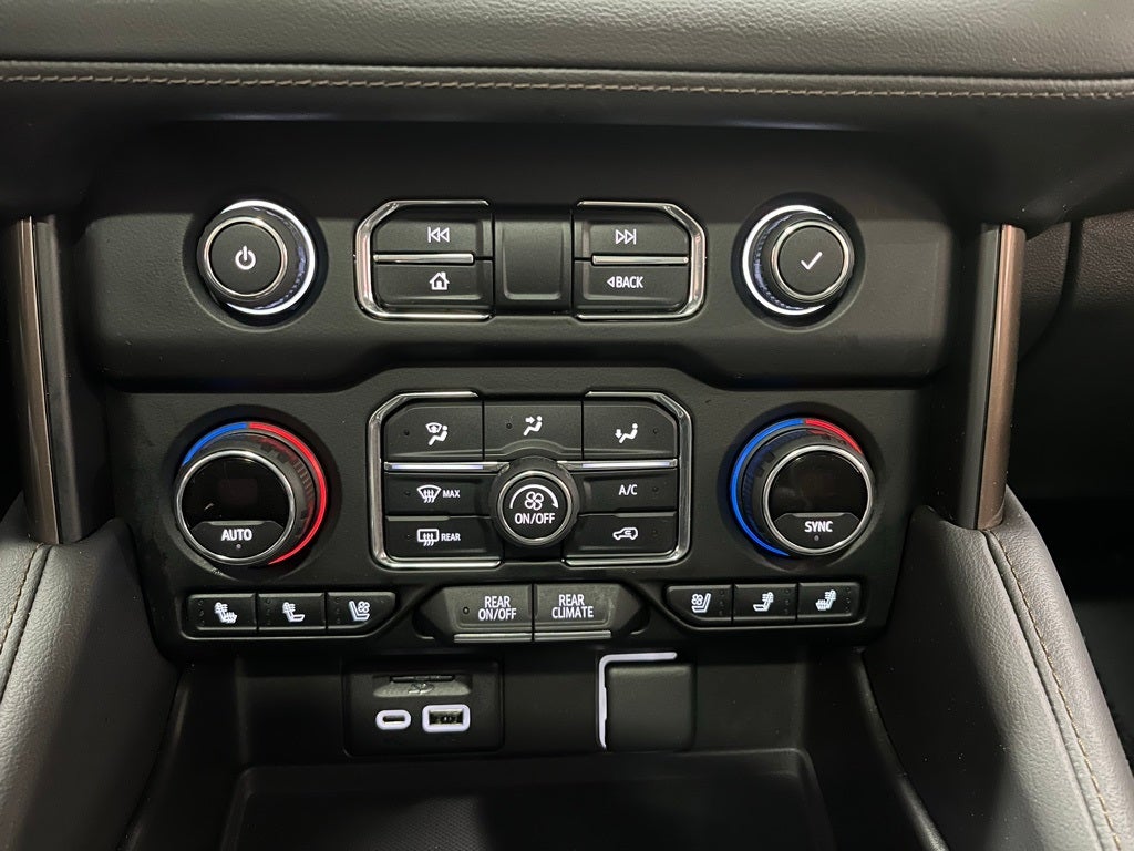 2021 Chevrolet Suburban High Country