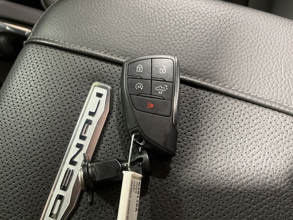 2024 GMC Sierra 2500HD Denali