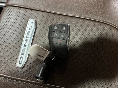 2024 GMC Sierra 3500HD Denali