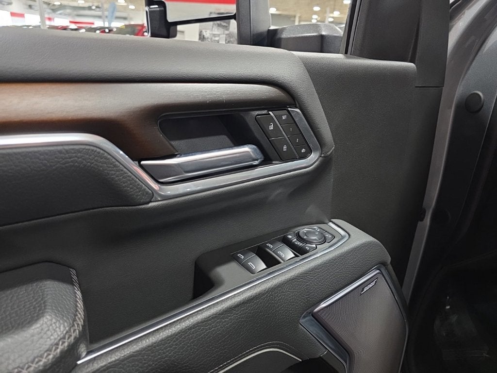 2025 GMC Sierra 3500HD Denali CarBravo Certified
