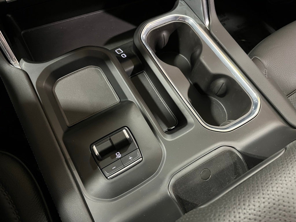 2025 GMC Sierra 3500HD Denali