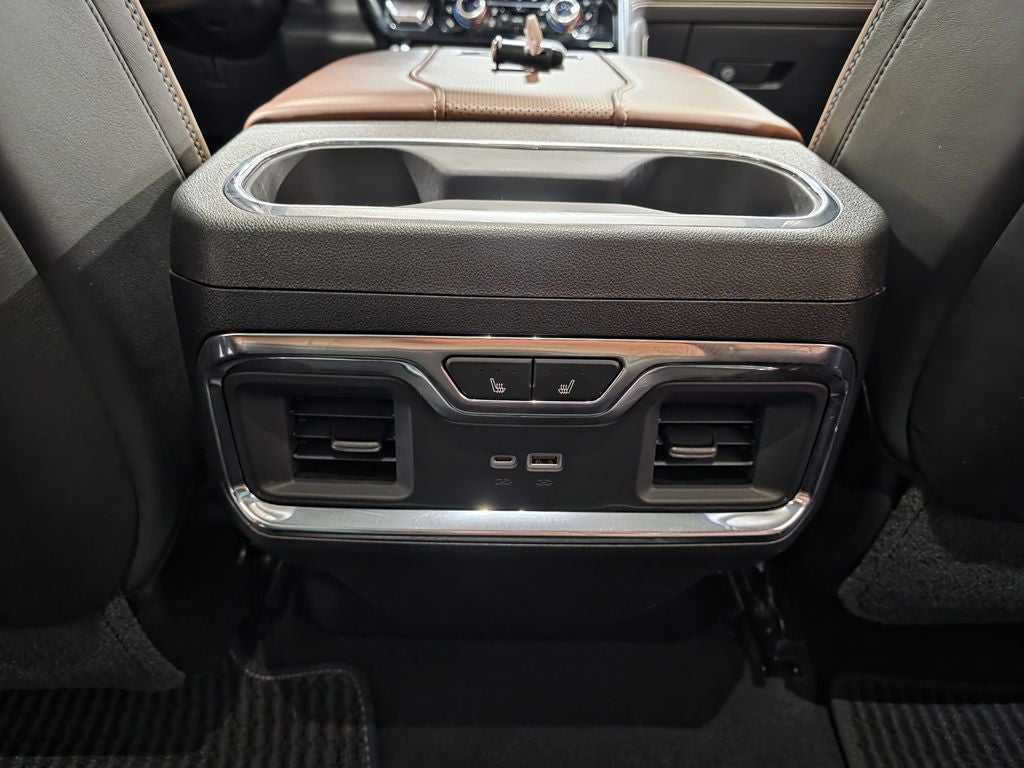 2025 GMC Sierra 3500HD Denali Ultimate