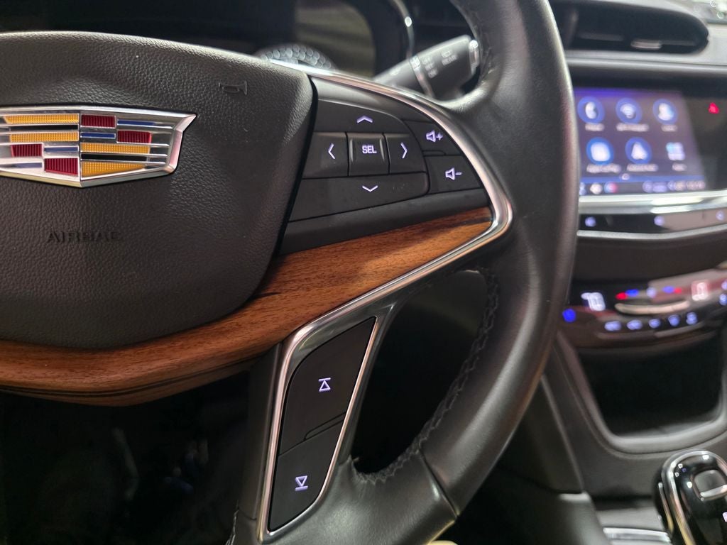 2020 Cadillac XT5 Premium Luxury