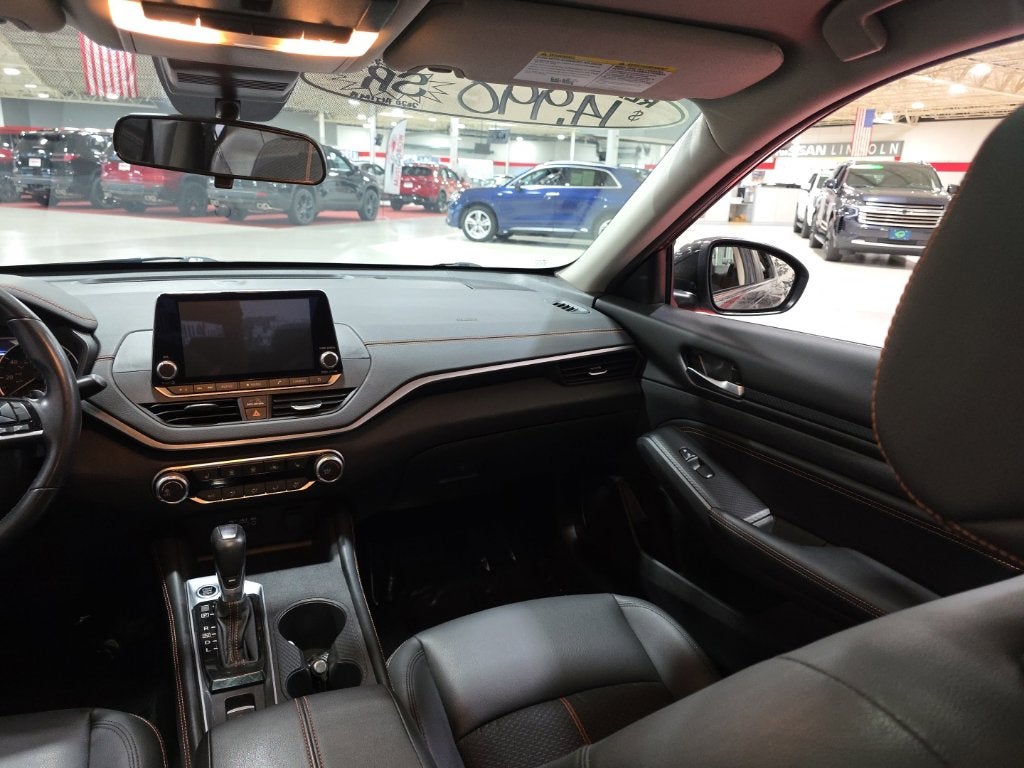 2020 Nissan Altima 2.5 SR