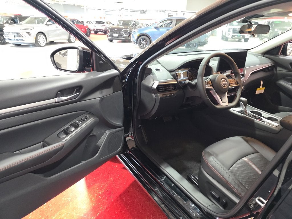 2026 Nissan Altima 2.5 SR