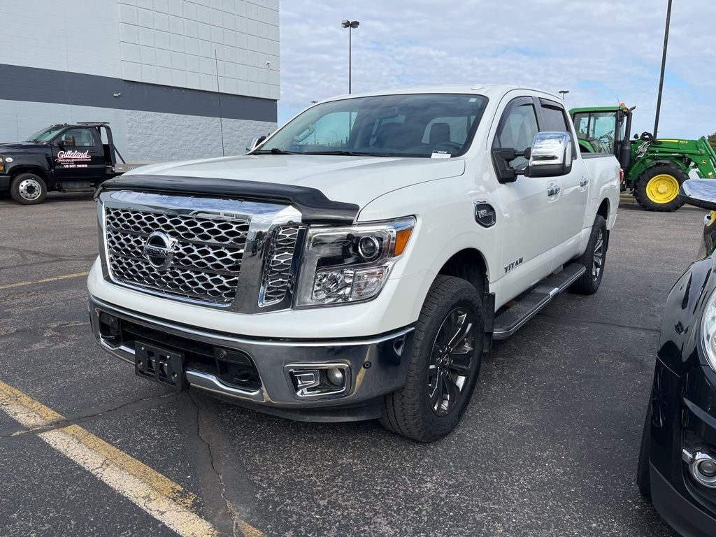 2017 Nissan Titan SL