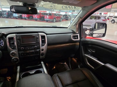 2017 Nissan Titan SL