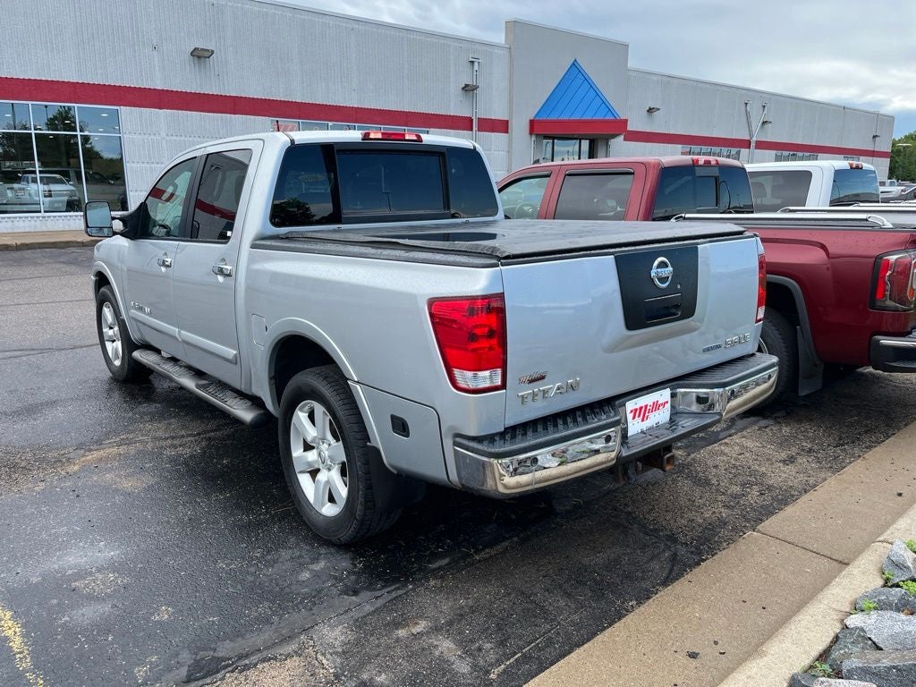 2009 Nissan Titan LE