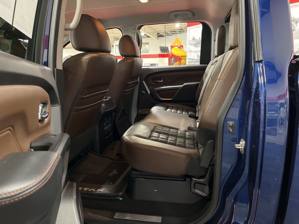 2016 Nissan Titan XD Platinum Reserve Carbravo