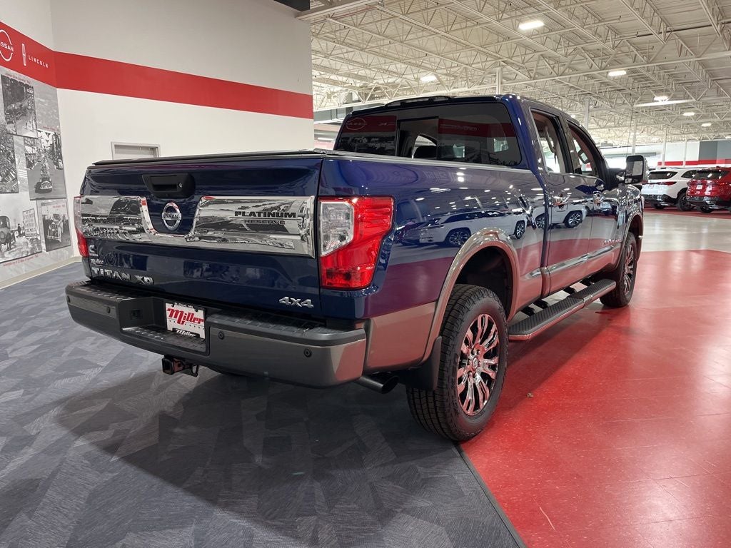 2016 Nissan Titan XD Platinum Reserve Carbravo