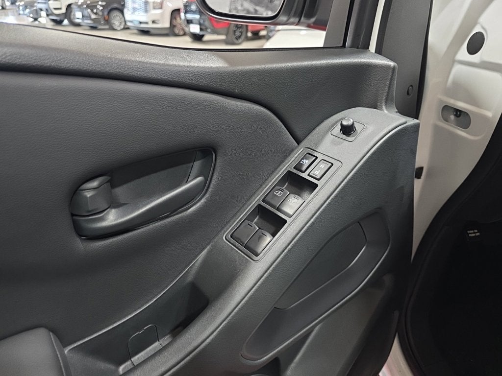 2027 Nissan Frontier SV