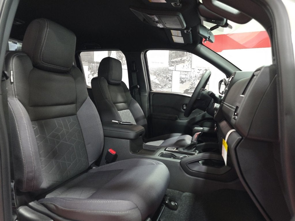 2027 Nissan Frontier SV