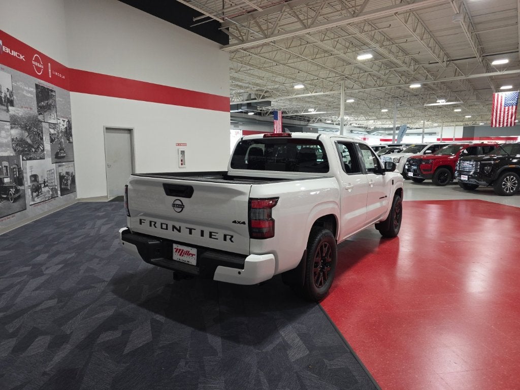 2027 Nissan Frontier SV