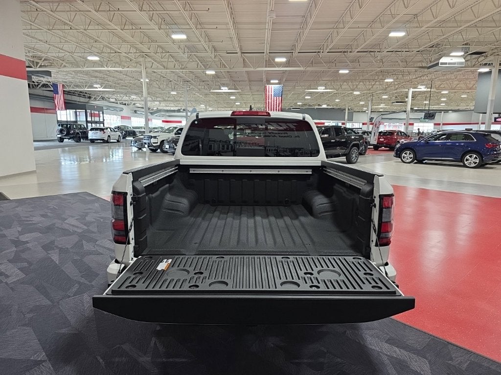 2027 Nissan Frontier SV