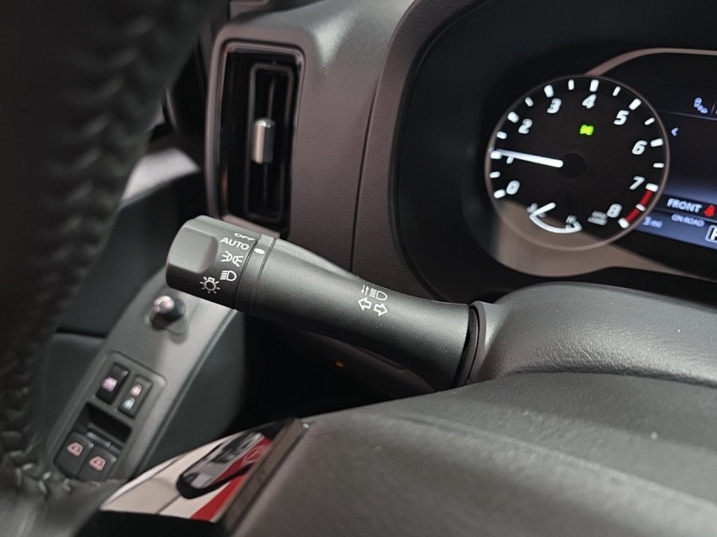 2027 Nissan Frontier SV