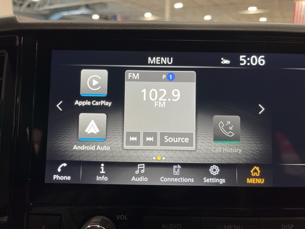 2026 Nissan Frontier SV