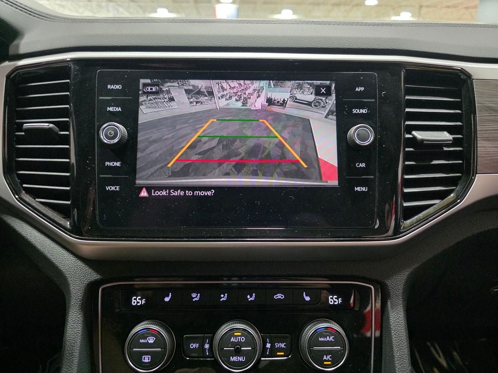 2022 Volkswagen Atlas Cross Sport 3.6L V6 SE w/Technology