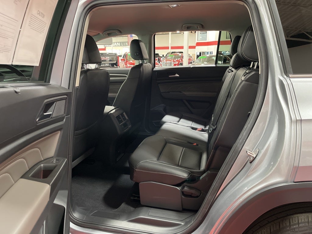 2022 Volkswagen Atlas 3.6L V6 SE w/Technology