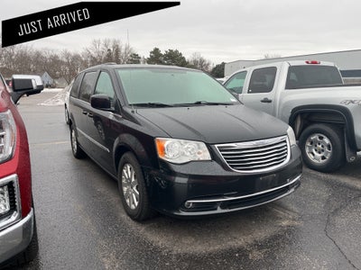 2016 Chrysler Town & Country Touring