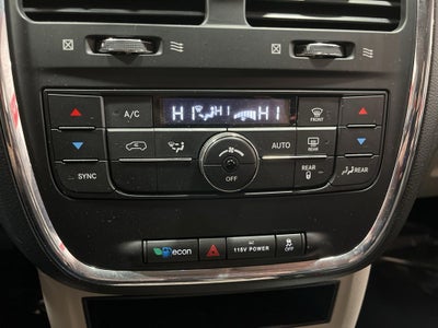 2016 Chrysler Town & Country Touring