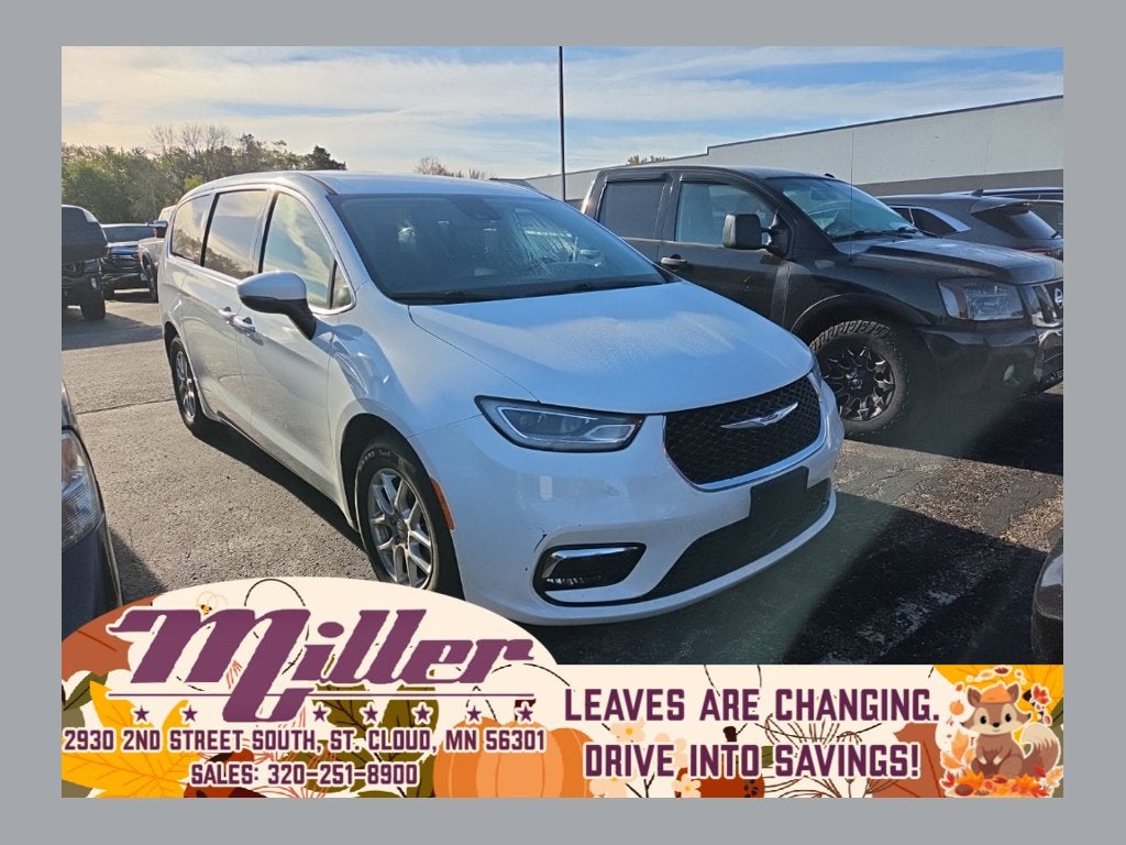2023 Chrysler Pacifica Touring L