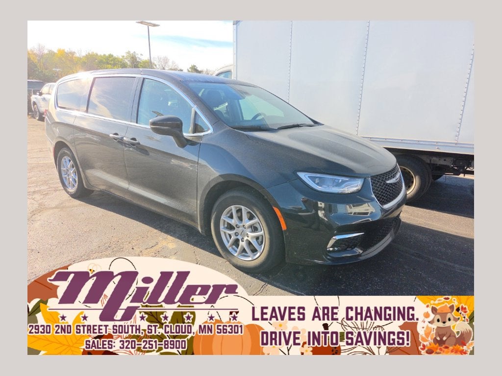 2023 Chrysler Pacifica Touring L