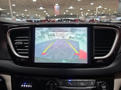 2023 Chrysler Pacifica Touring L Carbravo GM CPO