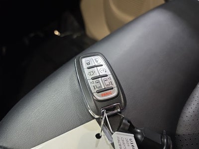 2024 Chrysler Pacifica Touring L CarBravo Certified