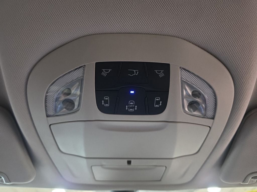 2024 Chrysler Pacifica Touring L CarBravo Certified